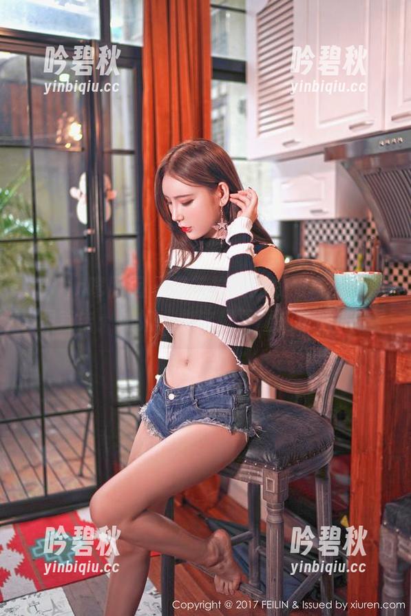 Feilin嗲囡囡 - 曼苏拉娜的校服写真，原图直击：姐姐，你这是要重返校园吗？