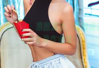 GIRLT果团网 – 原图流出，陈雅漫这学妹不只会做作业哦！