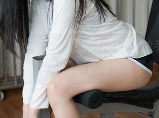 HuaYang花漾 – 更新！方子萱的毛衣可能飘出了我心中的那个窝，太可爱了。