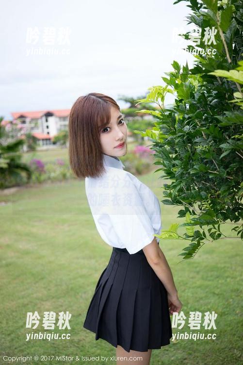 MiStar魅妍社 - 毛衣vs.Ashely丽丽，图片里的那个情绪分分钟让我想到我放过的睡衣资源。