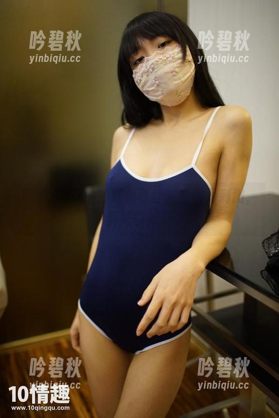 ROSI口罩 ROSI写真中的红色蕾丝,浓烈而刺激,真难以抵挡