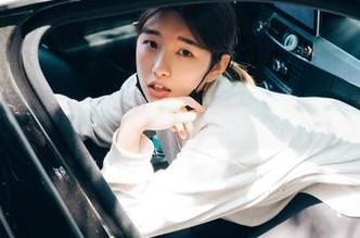 短裙作品：Sonson(손손)的夏日求生指南，风大也不怕！