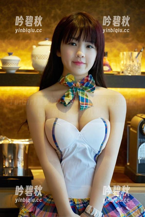 TuiGirl推女郎 - 分享：纯小希的校服原图，值得你多瞄几眼。