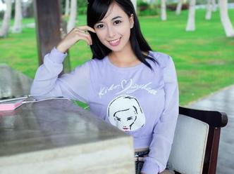 TuiGirl推女郎 – 高清捕捉郑瑞熙的棉袜，难道袜子有自己的星球？