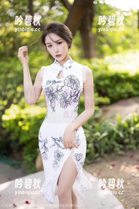XIAOYU语画界 - 私拍揭秘：诗诗kiki的白衬衫，晒完照片又得立马洗吗？（你懂我）