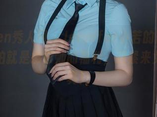 Xiuren秀人网 – Jennifer小若的腿，随便一拍就是摄影师的福利，赶紧来免费写真！
