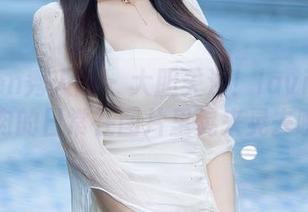 Xiuren秀人网 – 大胆关注！lavinia肉肉的日常在图片里晃来晃去啦