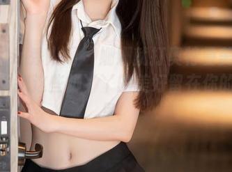 Xiuren秀人网 – 姗姗就打奥特曼美足壁纸，要把这些脚丫丫的美好留在你的手机里！