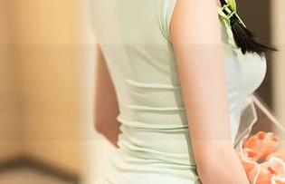 Xiuren秀人网 – 姚若兮vay的黑丝分享：怎么会有这样一个诱人视角？