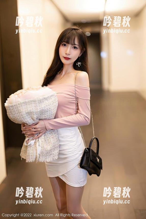 Xiuren秀人网-宋KiKi Xiuren秀人网 - 原图在手,宋KiKi的瑜伽姿态让我思绪万千,想不明白
