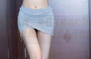 Xiuren秀人网 – 明日花桃桃的网袜原图，我还希望壁纸能一直闪亮闪亮的呢。