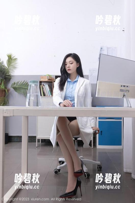Xiuren秀人网 - 翻开李七喜的棉袜图库，资源丰富到你会爱上袜子！