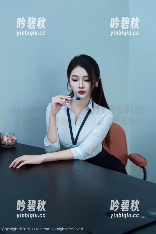 Xiuren秀人网-程程程 Xiuren秀人网 - 集合!程程程在厦门的写真照片,单身狗看了可能会想骂街!