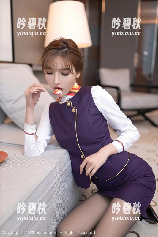 Xiuren秀人网 - 一边是金允珍呐，一边是她高清写真里的美腿，值得深思