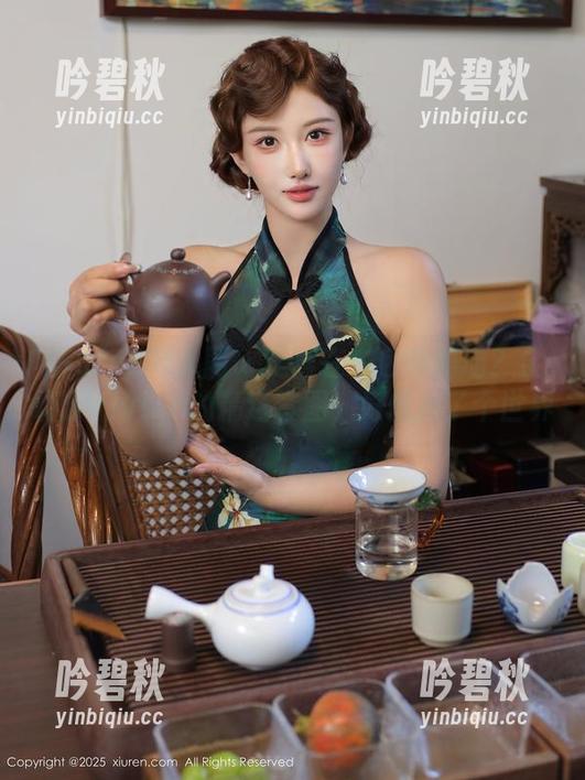 Xiuren秀人网-金幼汐Vivian Xiuren秀人网 - 是谁在白色中舞动?金幼汐Vivian的精选套图,好像换了个世界