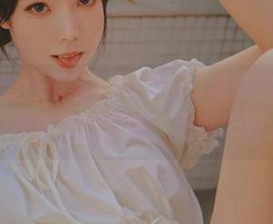最新的黑色搭配，fushii_海堂的套图像一杯苦涩的咖啡，回味无穷。