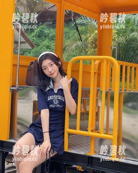 roroki骷髅姬 roroki骷髅姬的万圣节:原图中的诡异表情配得上我的满脸问号,图片不评价了!