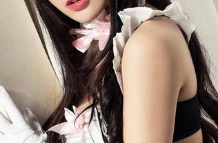 克拉女神 – 在芊芊的原图里，情结细腻又含糊，想多了也不是事儿