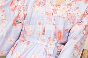 克拉女神 – 菲菲的运动图集精选，带你进入她的欢乐时光，有趣又让人捧腹！