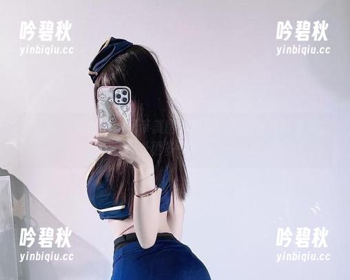 兔宝妮to 微密圈 - 兔宝妮to吊带美图大集合!我赌你会盯着第二张更多一点。