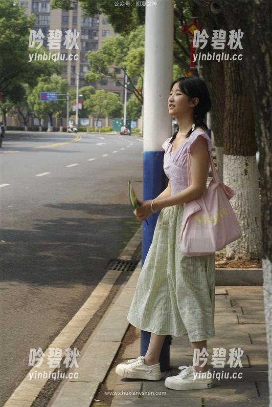 初夏女神 - 安妮的小熊卫衣：穿上就像抱着一只小熊，资源超萌！