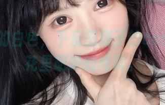 金砖般的白色，千反田鹿子的cos图册，花里胡哨的纯粹。