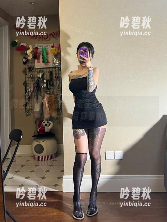 微密圈 - 卡通百科老王和他的兔子奇遇记：一套写真集的分享