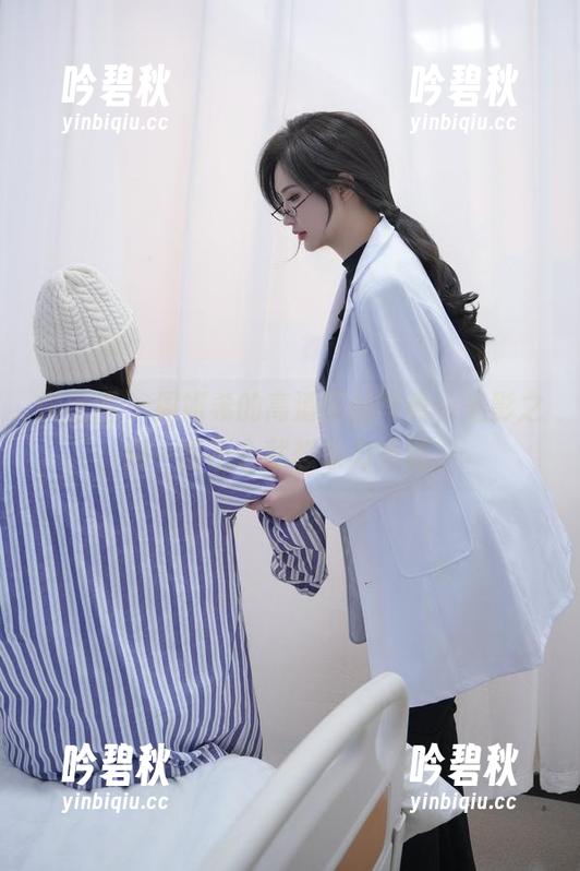周妍希 微密圈 - 周妍希的高清蕾丝写真,光影之间一言不合就想象力爆棚。