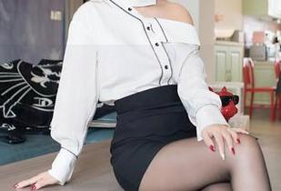 嗲囡囡 – 牛仔裤不止于休闲，施忆佳KITTY私拍作品将它穿出了新花样。