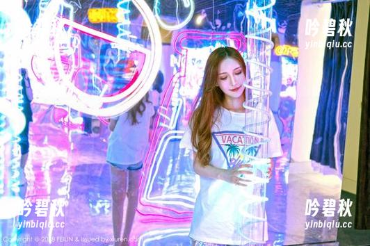 嗲囡囡 - 图册里的芷儿Momoko，不愧是发自内心的女王风范！