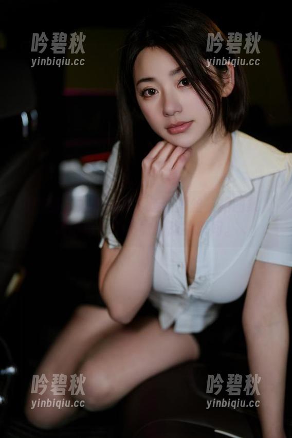 微密圈 - 奶宝妹纸打造的蕾丝长裙图集，精选每一个微微摆动的瞬间。
