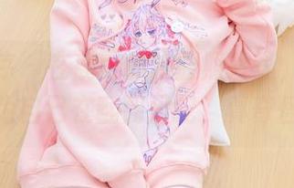 少女秩序 – 在鹿可的校服照片里，偶尔还以为自己在翻阅日记，真奇怪～