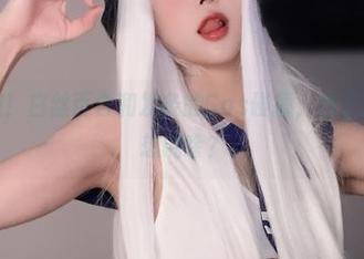 分享一波！白丝百合和发条的Cos碰撞，布丁大法到底想说啥？