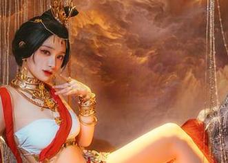 当幼爱youmeko穿上连衣裙——精选图片中的日常小插曲