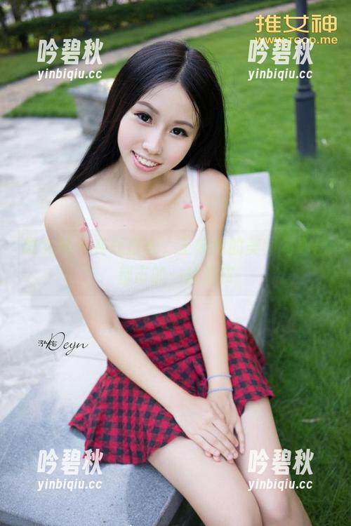 推女神 - 在线打卡，王婉悠的美图勾勒出都市的一丝俏皮