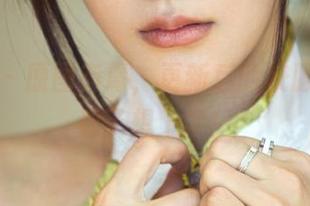 推女郎 – 原图有毒，更新后的校服黄可，看了想上学！