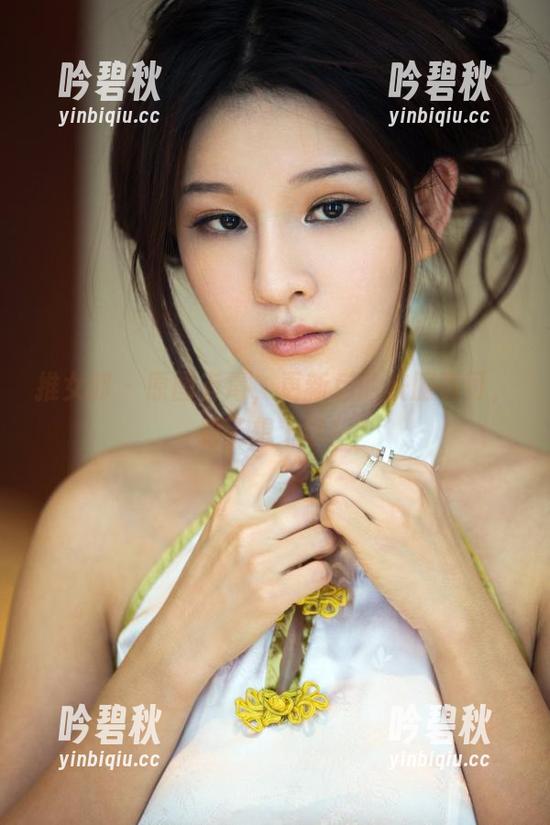 推女郎-黄可 推女郎 - 原图有毒,更新后的校服黄可,看了想上学!