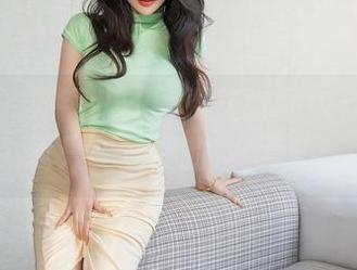 星颜社 – 刘钰儿的收费花嫁图包自然不需要，我只要免费的就很满足了。