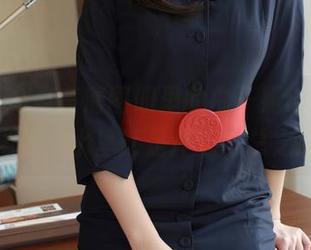 模范学院 – 高清图册里的白子嫣nicky，泳装坐标：水里还是岸边？总之超美！