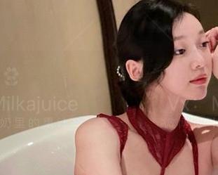 微密圈 – 牛奶里的果汁的全新夏天，高清写真集带你捉摸小秘密