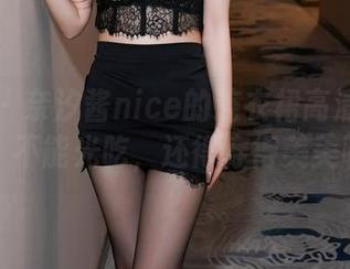 秀人网 – 奈汐酱nice的连衣裙高清截图提醒：不能光吃，还得穿得美美哒！