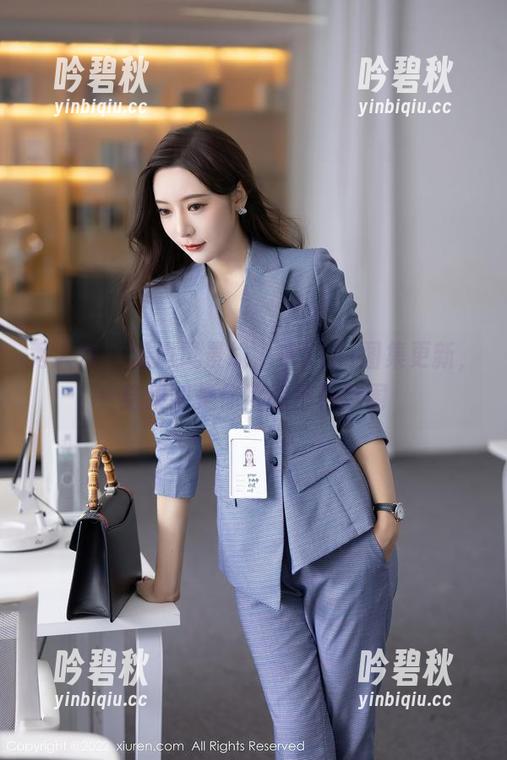 秀人网 - 海边风景线，宋KiKi图集更新，结果却是你懂的那种氛围