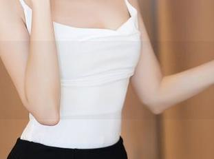 秀人网 – 小甜angle的温柔写真，高清得像颗糖，越看越甜。