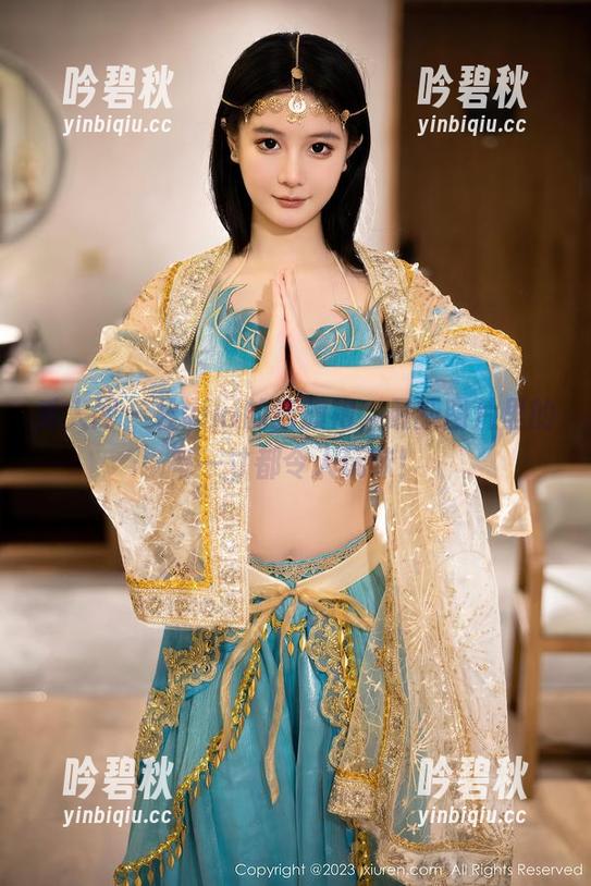 秀人网-杜viki 秀人网 - 杜viki的新旗袍,最新图片里的每一寸都令人玩味!