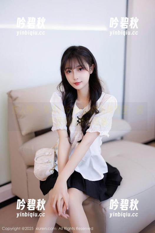 秀人网-果儿Victoria 秀人网 - 果儿Victoria的高跟鞋匣:图库里的挑衅与诱惑