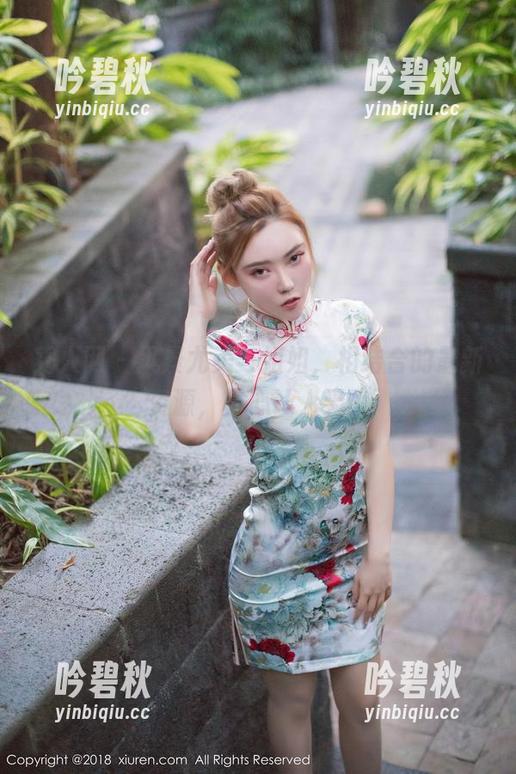秀人网 - 风景尤美与姐姐，相结合的最新资源，真心让人无语