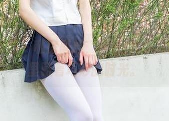 稚乖画册 – 私房盛放，夜夜的Lolita图包里藏着巧妙的时光。
