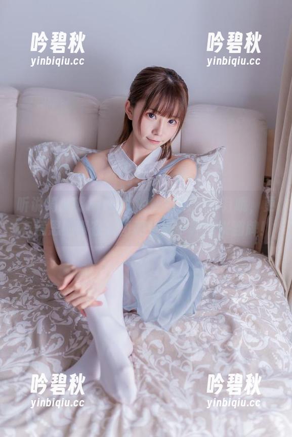 听说绮太郎kitaro的蝴蝶结女仆有哦，更有意思的事在原图和壁纸中等你来翻牌！