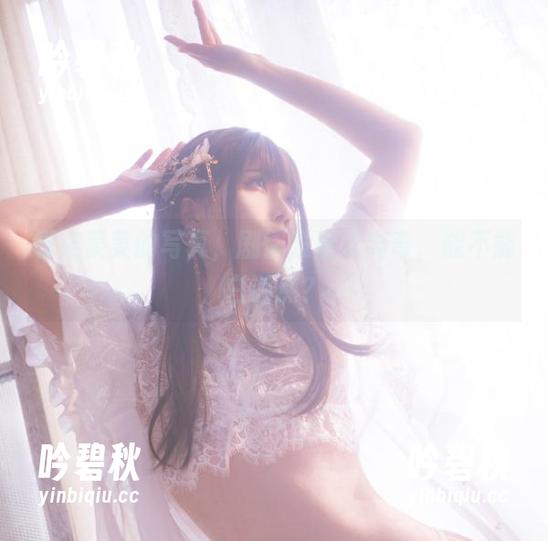 翎柒菜菜的写真，剧情发展太离奇，能不能白话点？