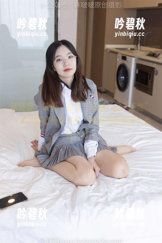 袜啵啵 - 哎呀，看看“奶油”的“肉丝”，这个搭配是真有趣，图库资源更新太迅速了吧？